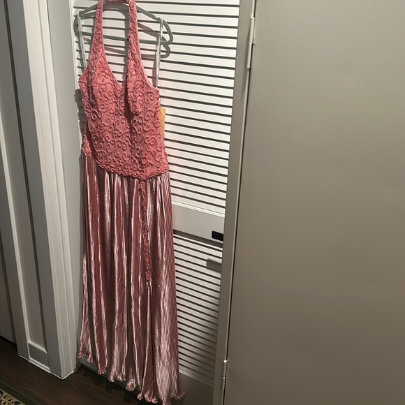 NWT CHICAS Pink Maxi Halter Back Dress with Beaded Top. Size XL - Picture 1 of 8